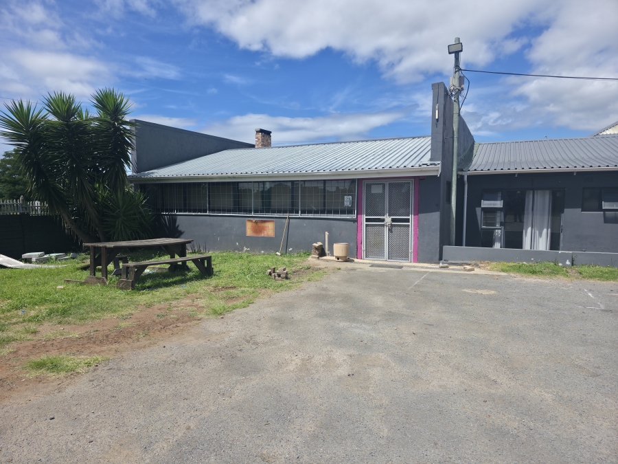 Commercial Property for Sale in Cambridge West Eastern Cape